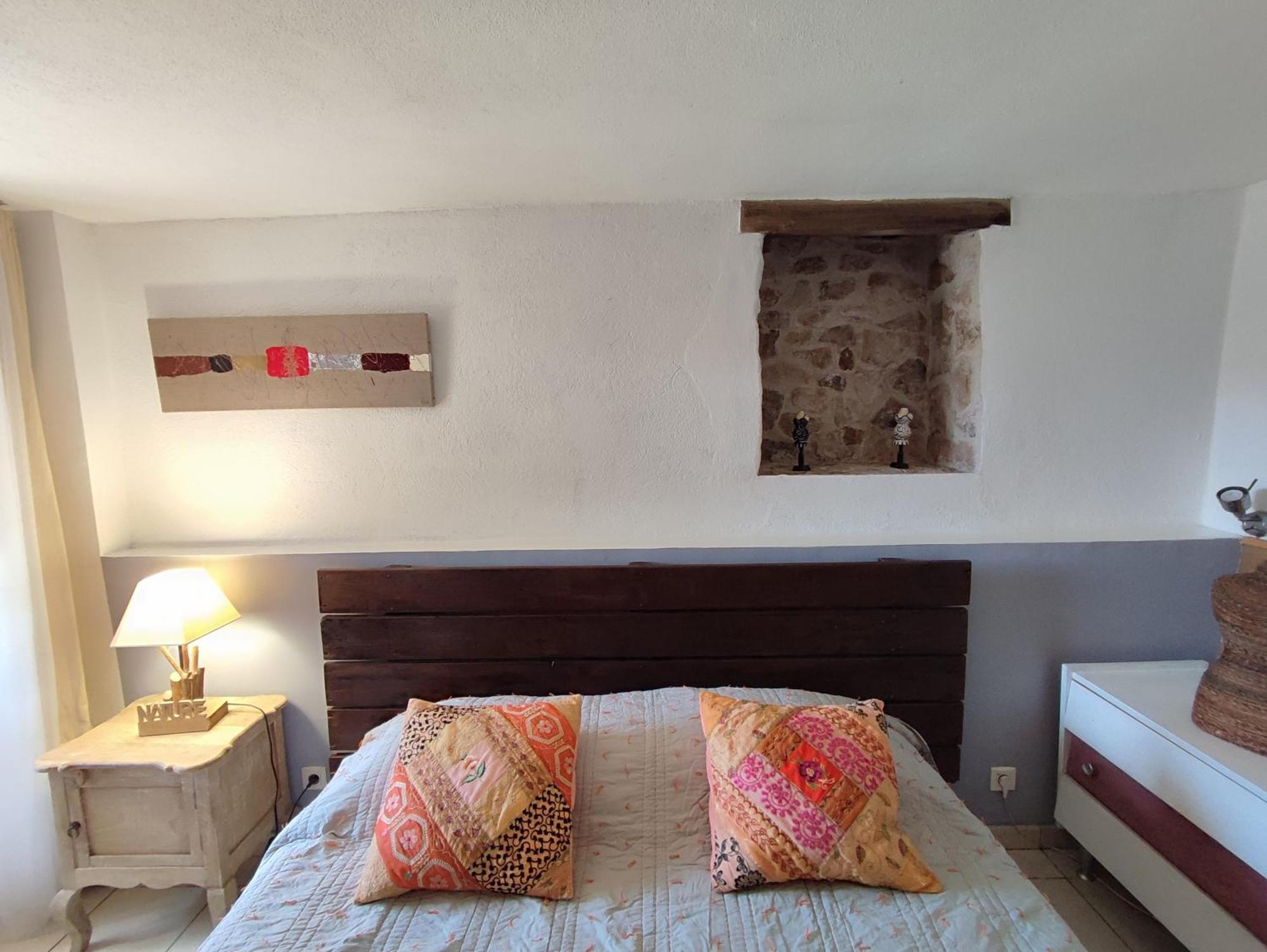 Résidence A CASA VECCHIA gites de charme avec JACUZZI proche Ajaccio Peri Habitación foto