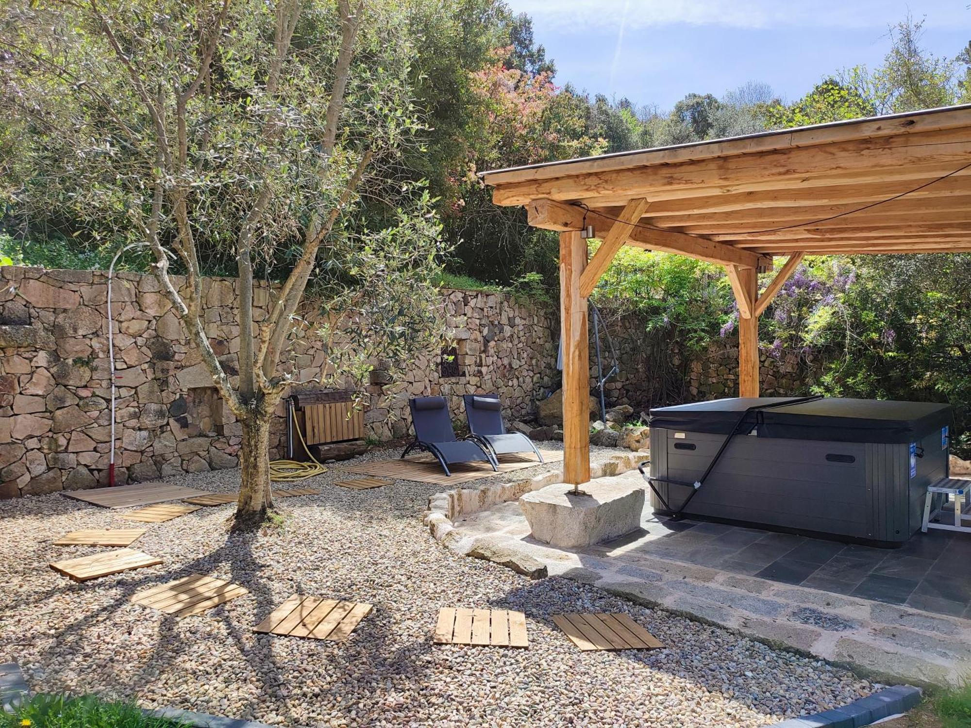 Résidence A CASA VECCHIA gites de charme avec JACUZZI proche Ajaccio Peri Exterior foto